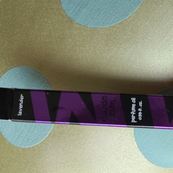 Zum Zum by Indigo Wild roll-on Lavender perfume oil. NWT - Picture 3 of 7
